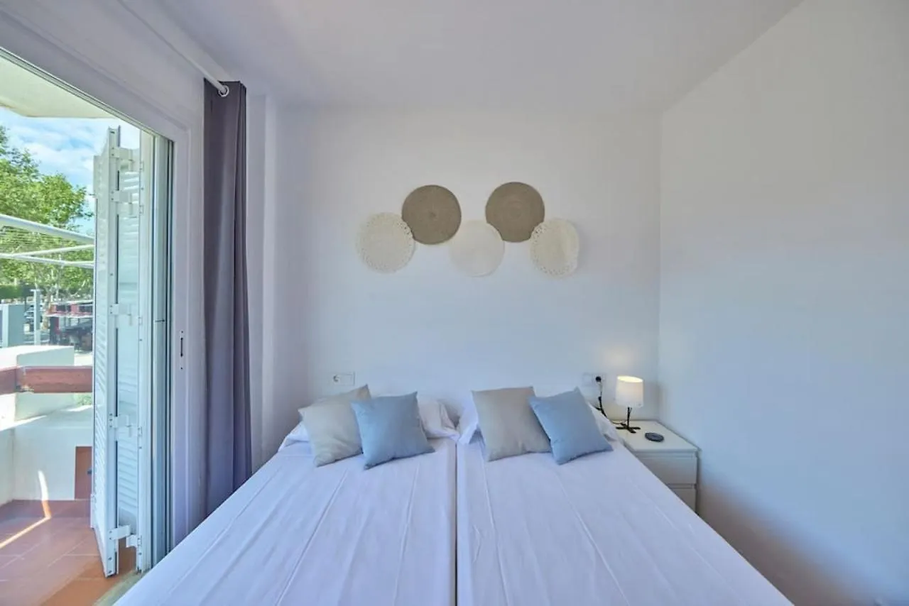 Nura Houses Magaluf Apartment 4