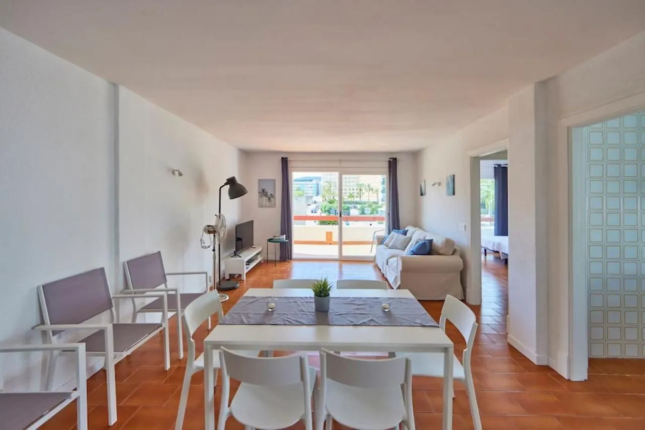 Nura Houses Magaluf Apartment 4 location