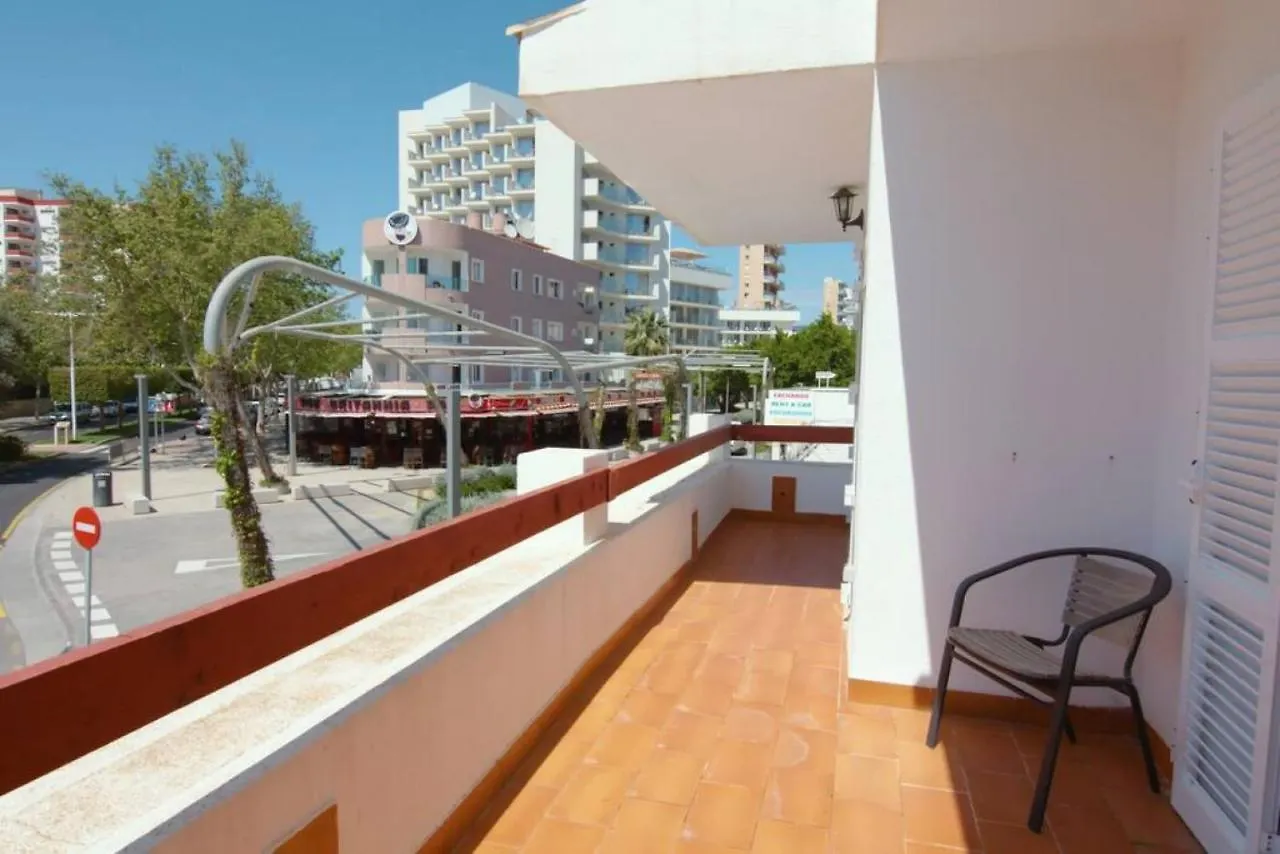 Nura Houses Magaluf Apartment 4